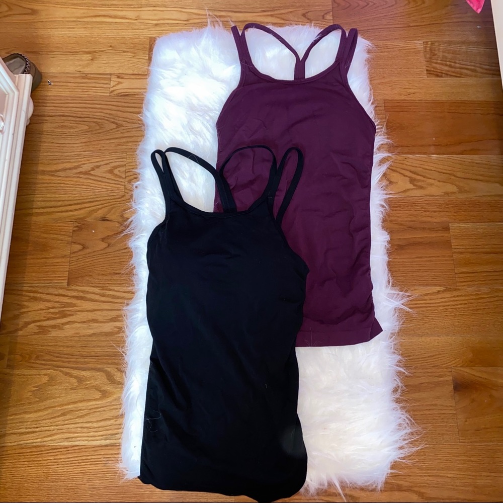 Two Fabletics “Katie seamless support tank”